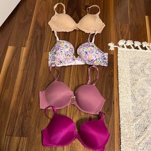 Victoria’s Secret bras size 38D